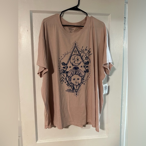 Torrid Relaxed Fit Graphic T-Shirt - Picture 1 of 2